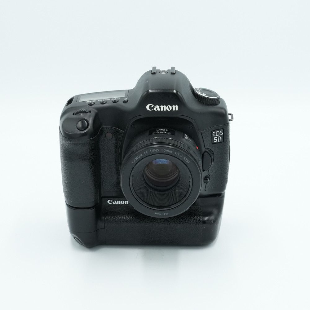 USED CANON EOS 5D W/ 50 1.8