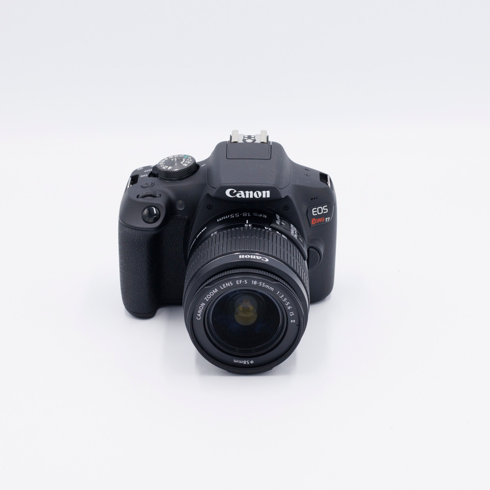 USED CANON EOS T7 W/ 18-55