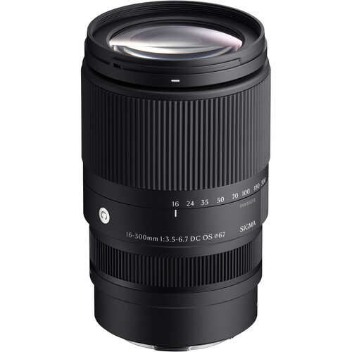 美品　Canon RF SIGMA16–300mm F3.5–6.7 DC Sigma 16-300mm f/3.5-6.7 DC OS Contemporary Lens (Canon RF