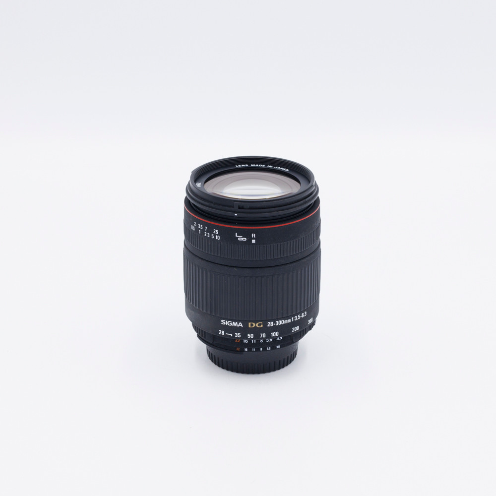 USED SIGMA 28-300 F3.5-6.3 DG MARCO /NIKON
