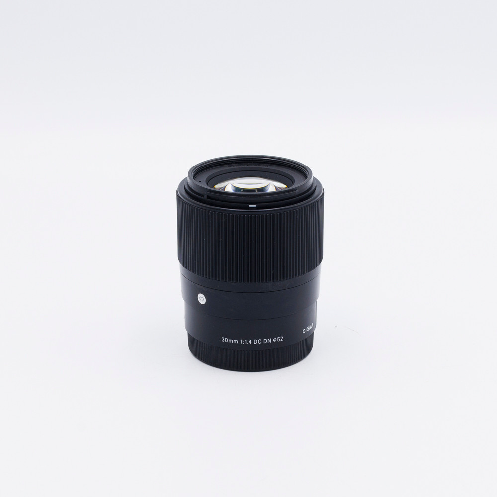 USED SIGMA 30 1.4 DC DN CONTEMPORARY /SONY