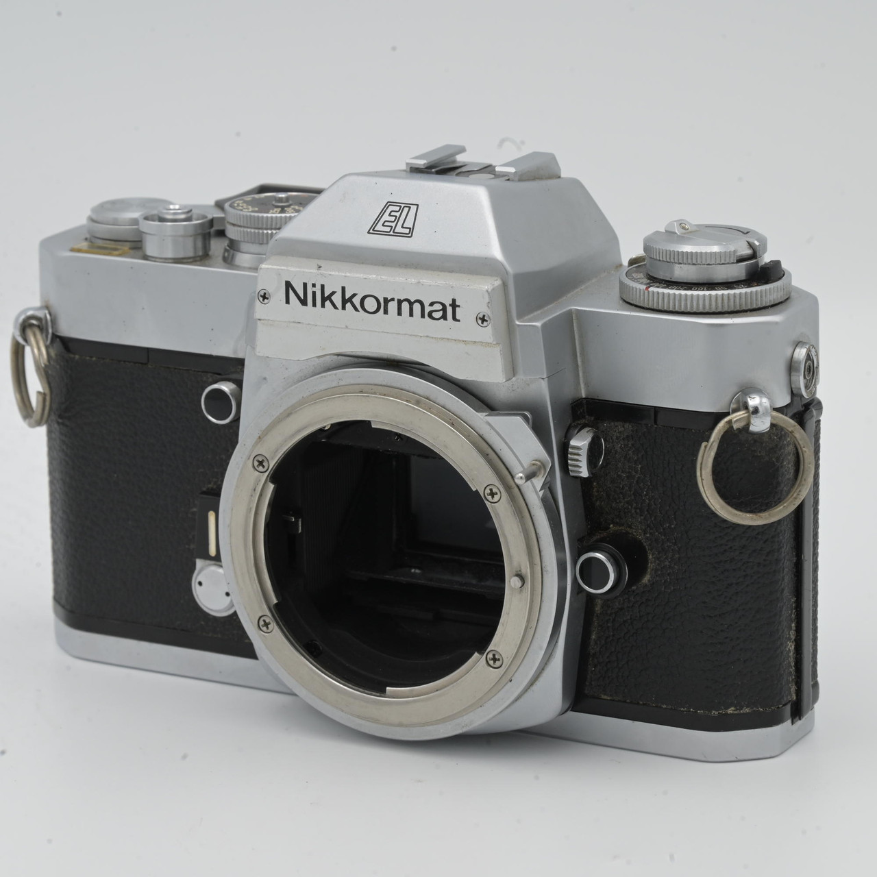 USED NIKKORMAT EL BODY SILVER