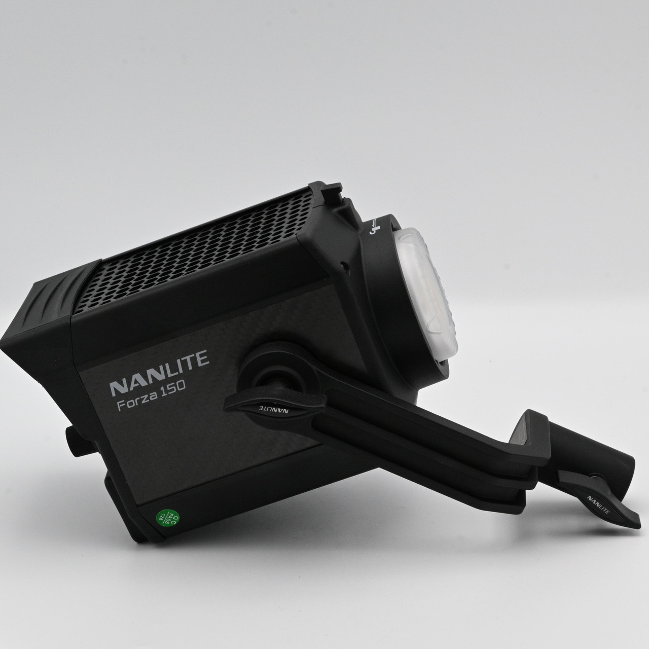 USED NANLITE FORZA 150