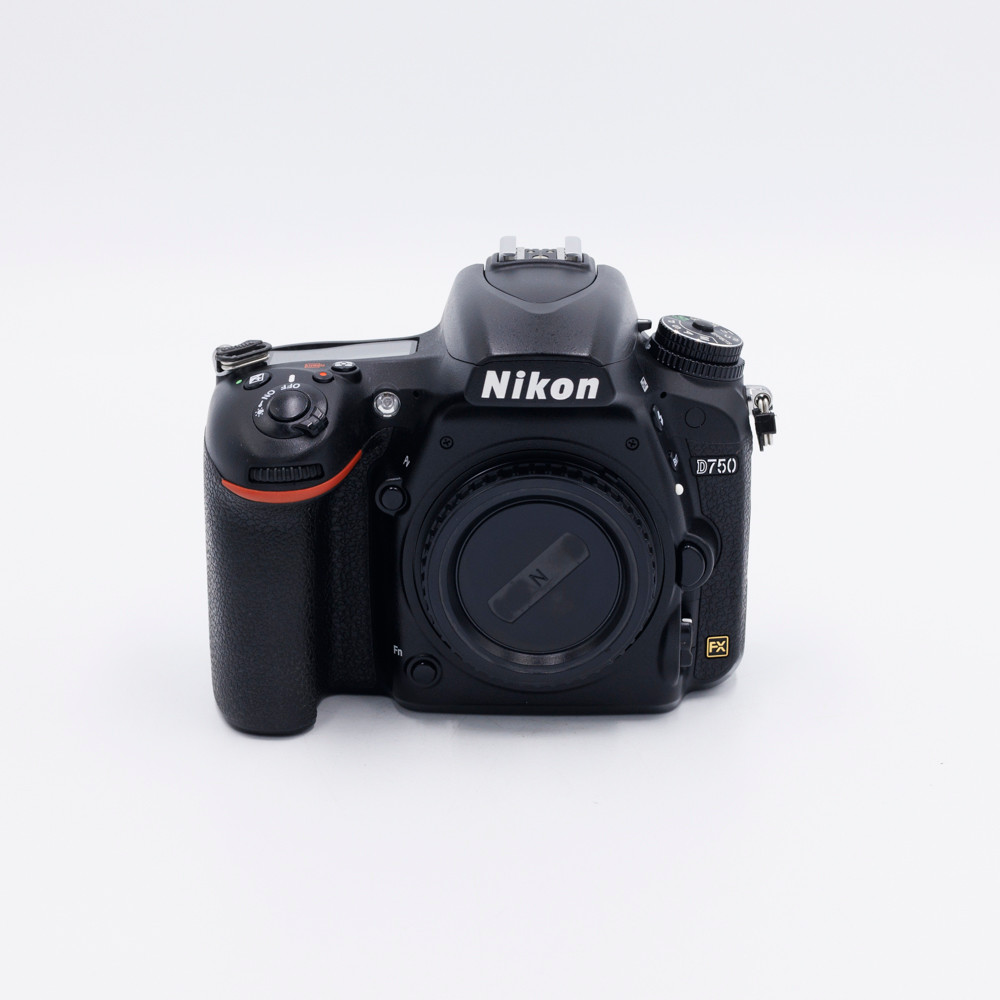 USED NIKON D750 BODY