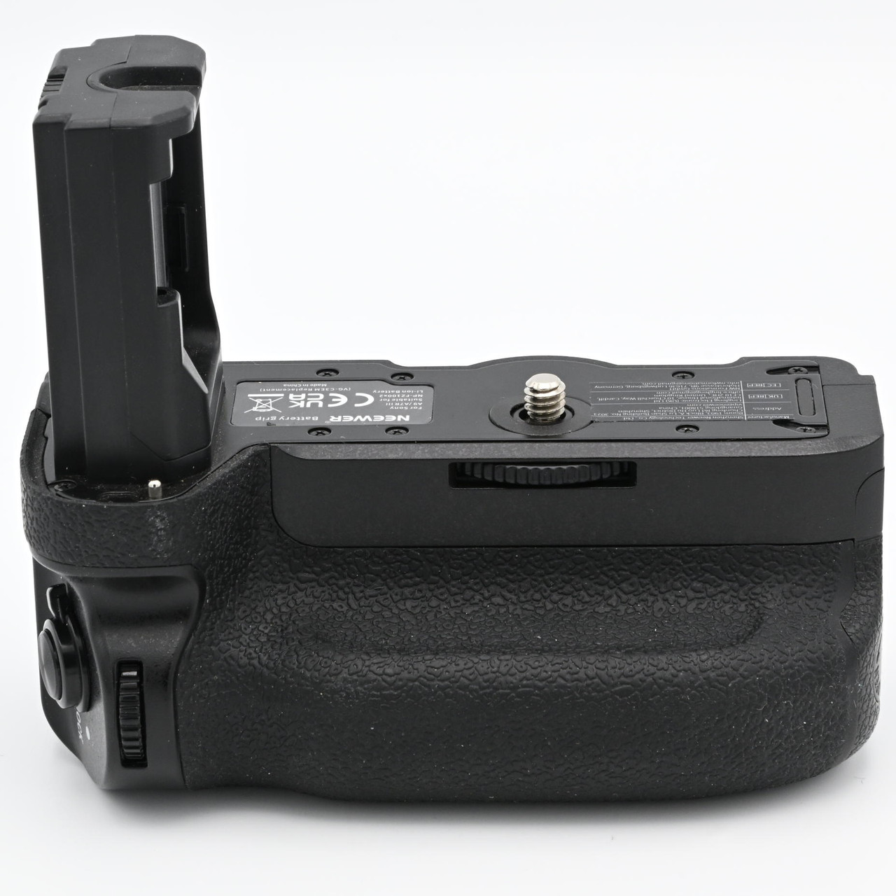 USED NEWEER VG-C3EM BTTRY GRIP