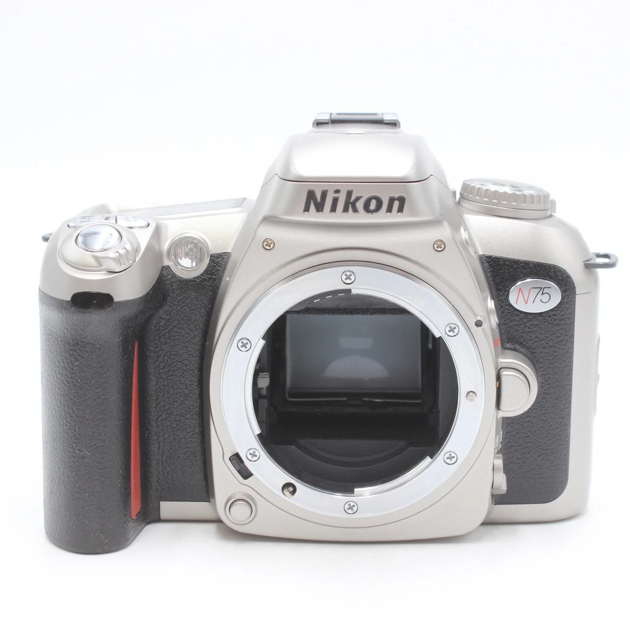USED NIKON N75 BODY