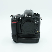 USED NIKON D610 W/ MB-D14 GRIP