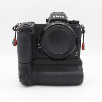 USED NIKON Z6 II W/ GRIP