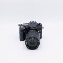 USED NIKON D7200 W/18-140