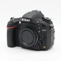 USED NIKON D600 BODY