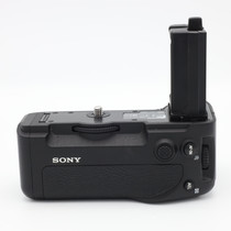 USED SONY VG-C4EM BATTERY GRIP