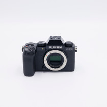 USED FUJI X-S10 BODY