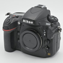 USED NIKON D800 BODY