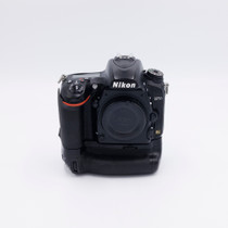 USED NIKON D750 W/MB-D16 GRIP