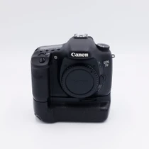 USED CANON EOS 7D W/GRIP