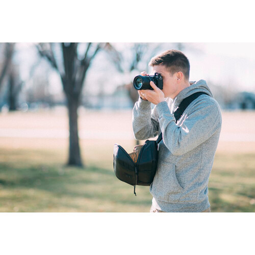 Nomatic McKinnon Camera Sling (8L) | Bedfords.com