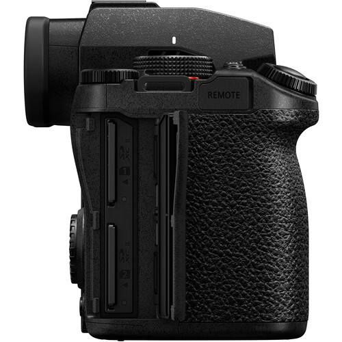  Panasonic LUMIX S5 II Mirrorless Camera with Lumix S