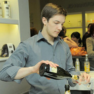 5 Ways For Hair Salons To Go the Extra Mile In Customer Entertainment