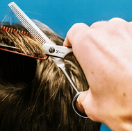 Stop "Chopping": How Thinning Scissors Became the Most Essential Tool for Texture and Flow