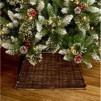 Premier Natural Wicker Tree Skirt (Brown)