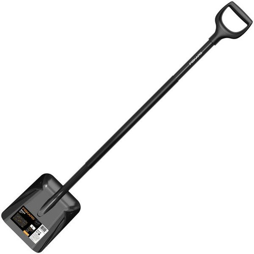 Fiskars Shovel for Lifting and Moving Bulk Material and Snow