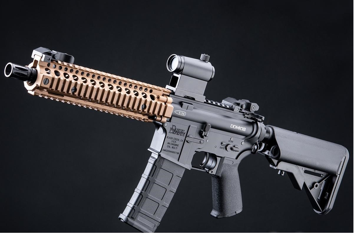 EMG x Daniel Defense DDMK18 Airsoft AEG Rifle w/ Platinum QBS Gearbox - CYMA (Color: Black - DE Hand Guard / 350 FPS / Gun Only)