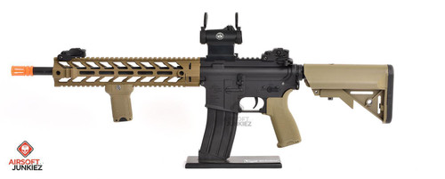 Specna Arms EDGE Series | Black & Tan Carbine M-LOK RIS (SA-E15-HT)