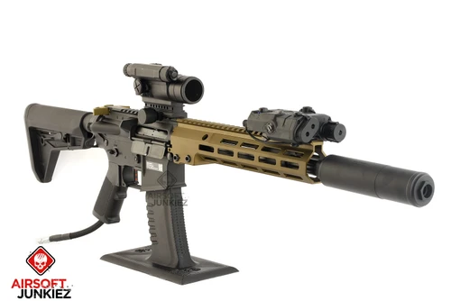 Airsoftjunkiez Custom Expert Series: AJ URGI