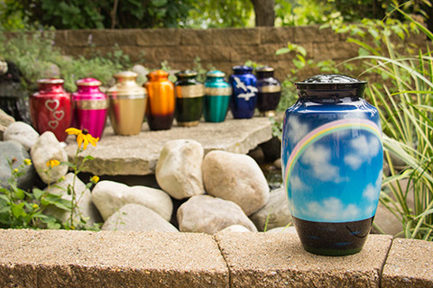 4 Reasons Color Choice Matters When Choosing a Cremation Urn