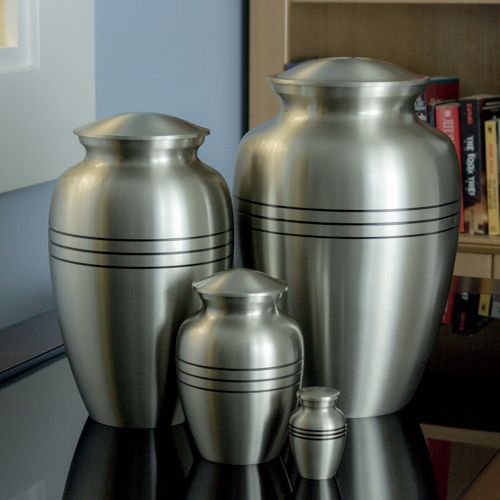 What Size Cremation Urn Do I Need? Stardust Memorials