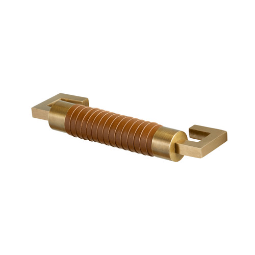 Claude Pull, Tan