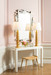 Jerome Stool, Natural