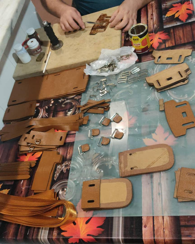 Customized Leather Products by Craftihouse.com – Premium Personalized Gifts