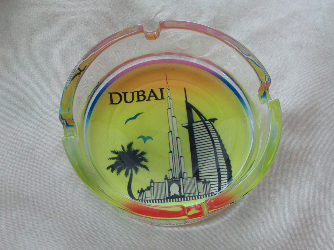 Round Glass Ashtray Dubai Souvenir Gift for Smokers