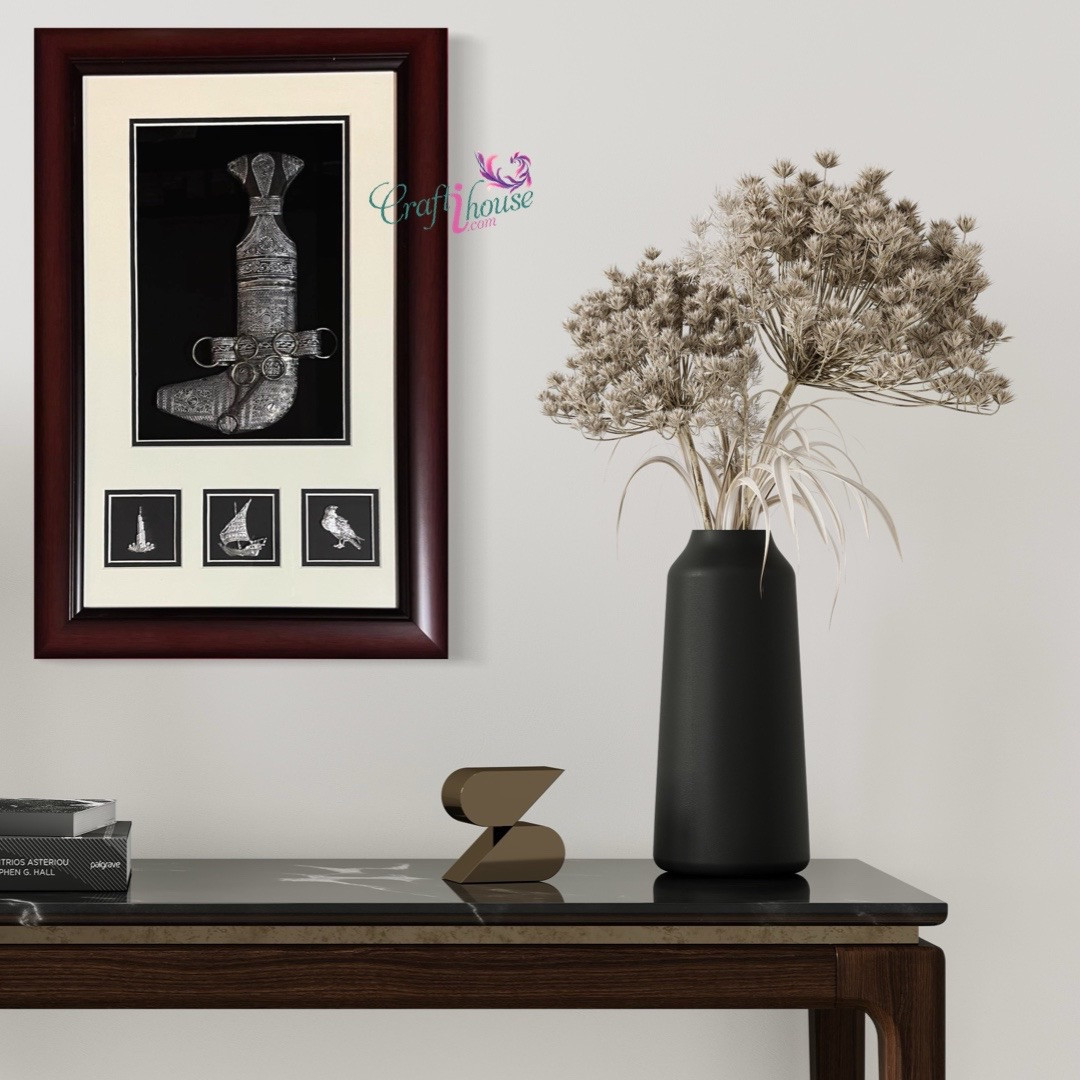 Qatar dagger in frame , Qatar souvenir frame , collectible