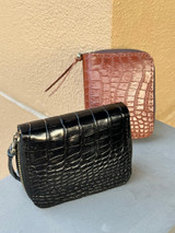 The Timeless Beauty of Camel Leather Products and Handicrafts