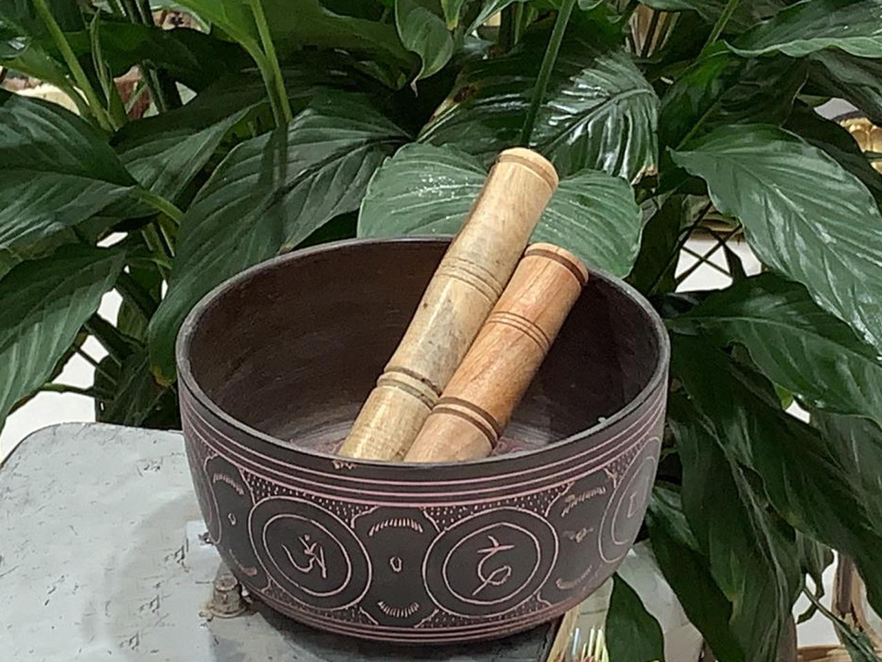 singing bowl Tibetan singing bowl , yoga bowl , yoga gift