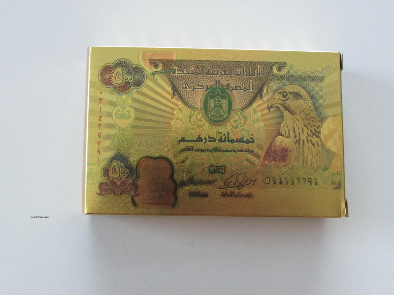 gold-foil-playing-cards-gift-for-kids-adults-souvenir