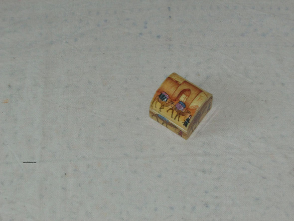 Luxury Hand Painted Camel Bone Box – Miniature Jewelry Box – 4.5x4x4 cm Decorative Trinket Box Premium Design Showcase