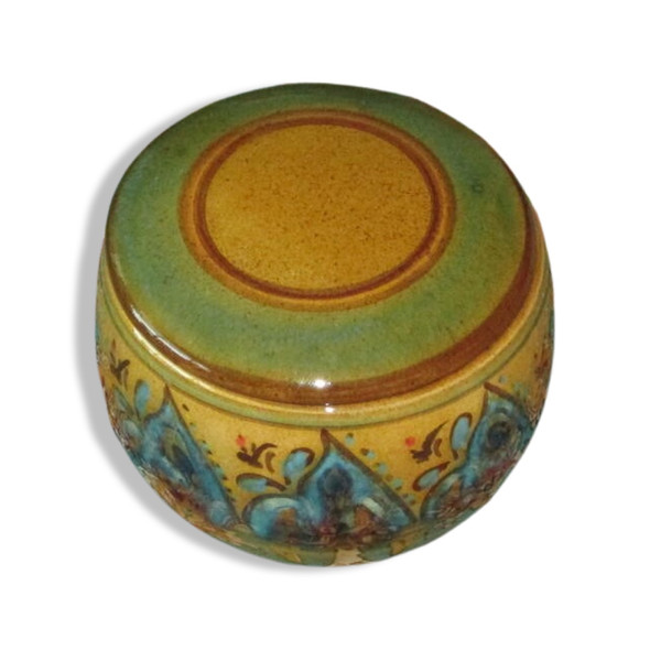 Exclusive Authentic Hand Painted Golden Brown Sugar Fine Craftsmanship Detail