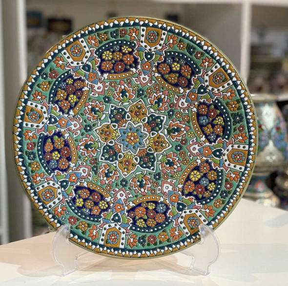 Luxury Artisan Pottery Plate Enamel Pottery Plate Premium Design Showcase