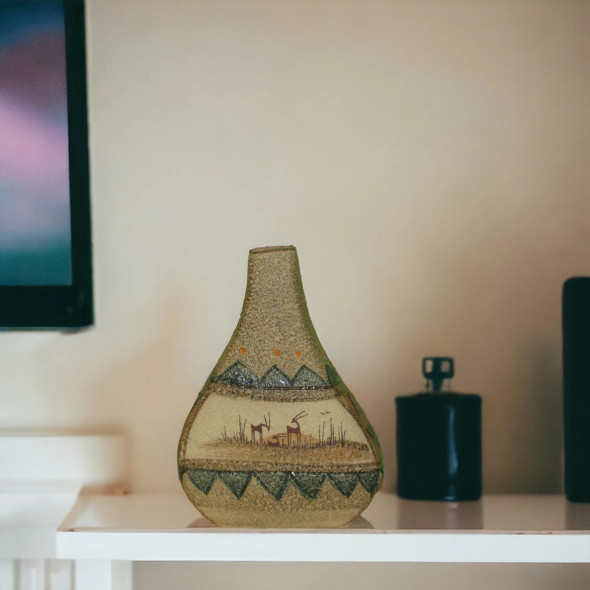 Luxury Handcrafted Graphical High Copy Of Antique Premium Design Showcase
