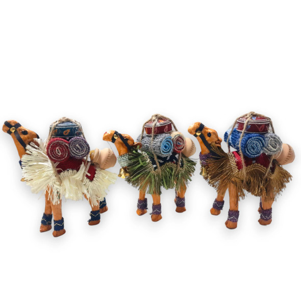 Handmade leather camel 15cm