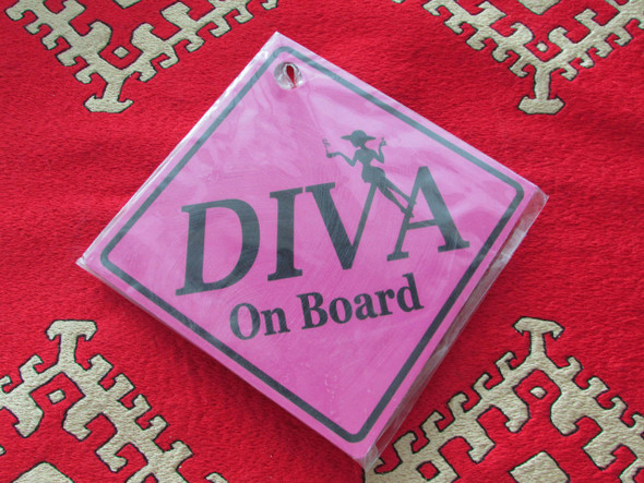 Metal Magnet (11x11 Cm) Diva On | Handcrafted Ceramic Memento | Traditional Home Decor - Luxury Handcrafted Art Craftihouse Dubai