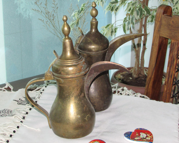 Luxury Arabic Antique Middle Eastern Arabic Premium Design Showcase