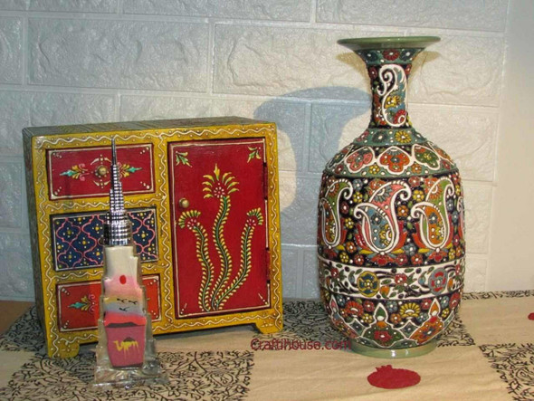 Ceramic vase