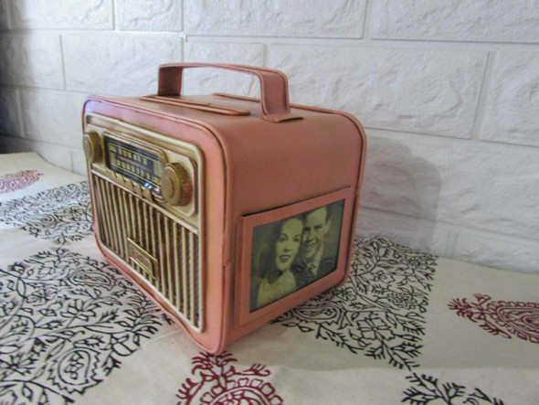 Handcrafted Vintage Style Radio Vintage Tissue Paper Box Tissue Roll Box Lifestyle Visual