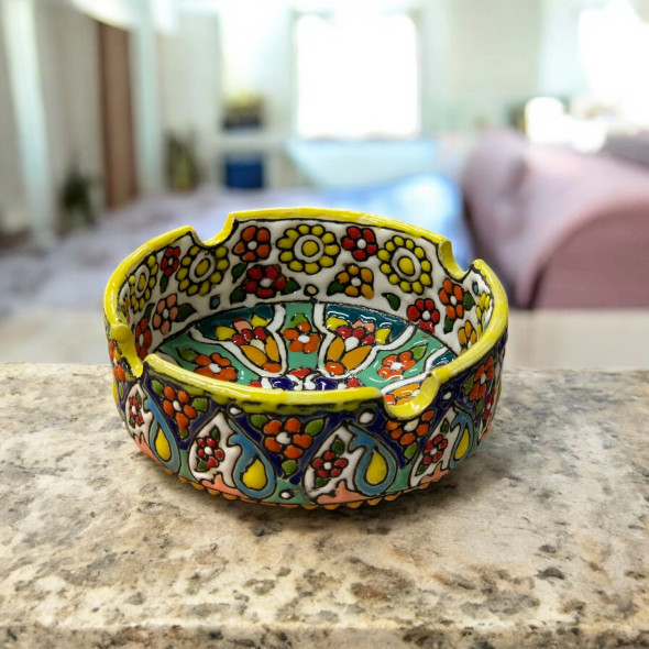 Luxury Handcrafted Hand-Painted Ceramic Cigar Ashtray Premium Design Showcase