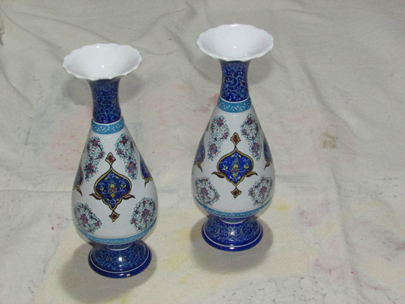 minakari vase