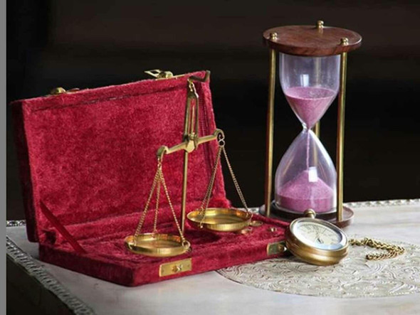 Luxury Brass Vintage Scale Handmade Vintage Scale With Velvet Box (red Black Blue Velvet Box) Premium Design Showcase